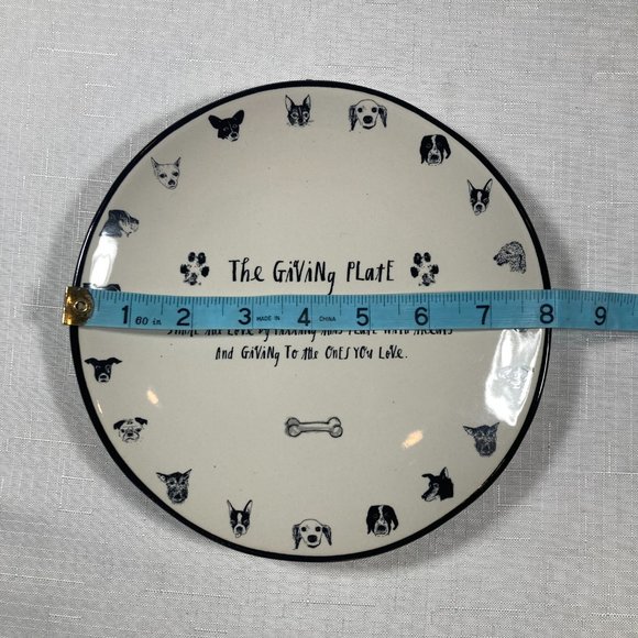 NWOT Rae Dunn Artisan Collection 8" Giving Plate, Cream and Black Dog Motif - Picture 5 of 6